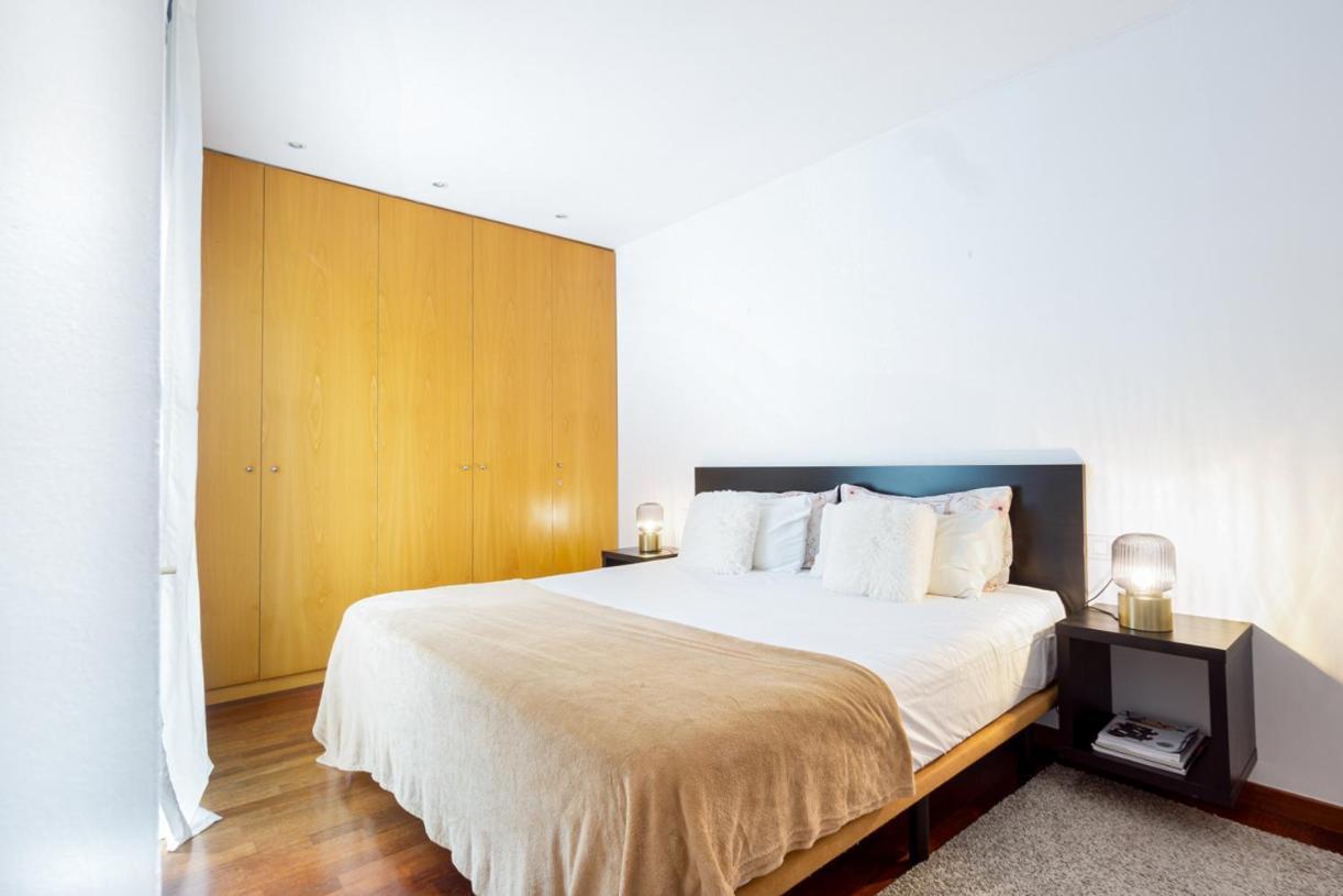 Enjoy Apartments Maria II Barcelona Luaran gambar